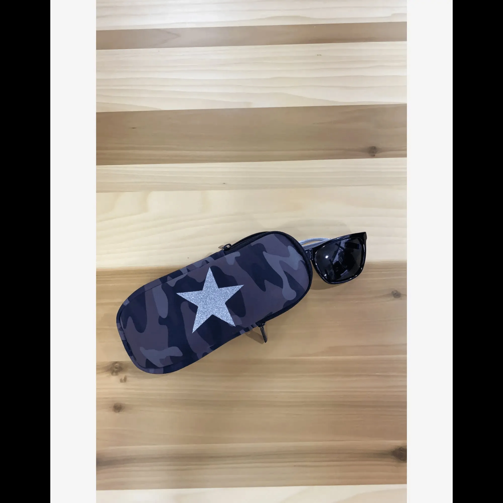 HA Bag Grayson Glasses Case Black Star