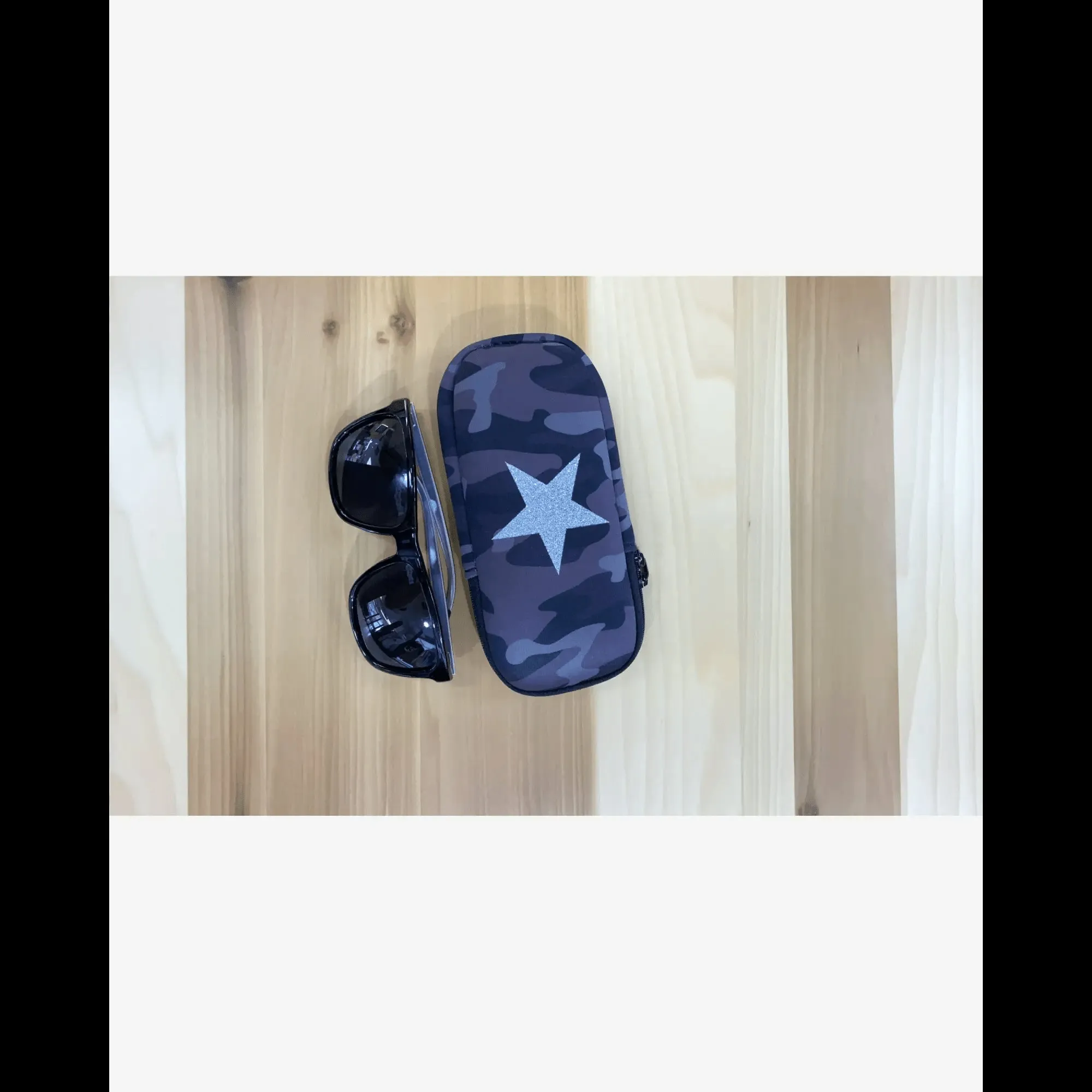 HA Bag Grayson Glasses Case Black Star