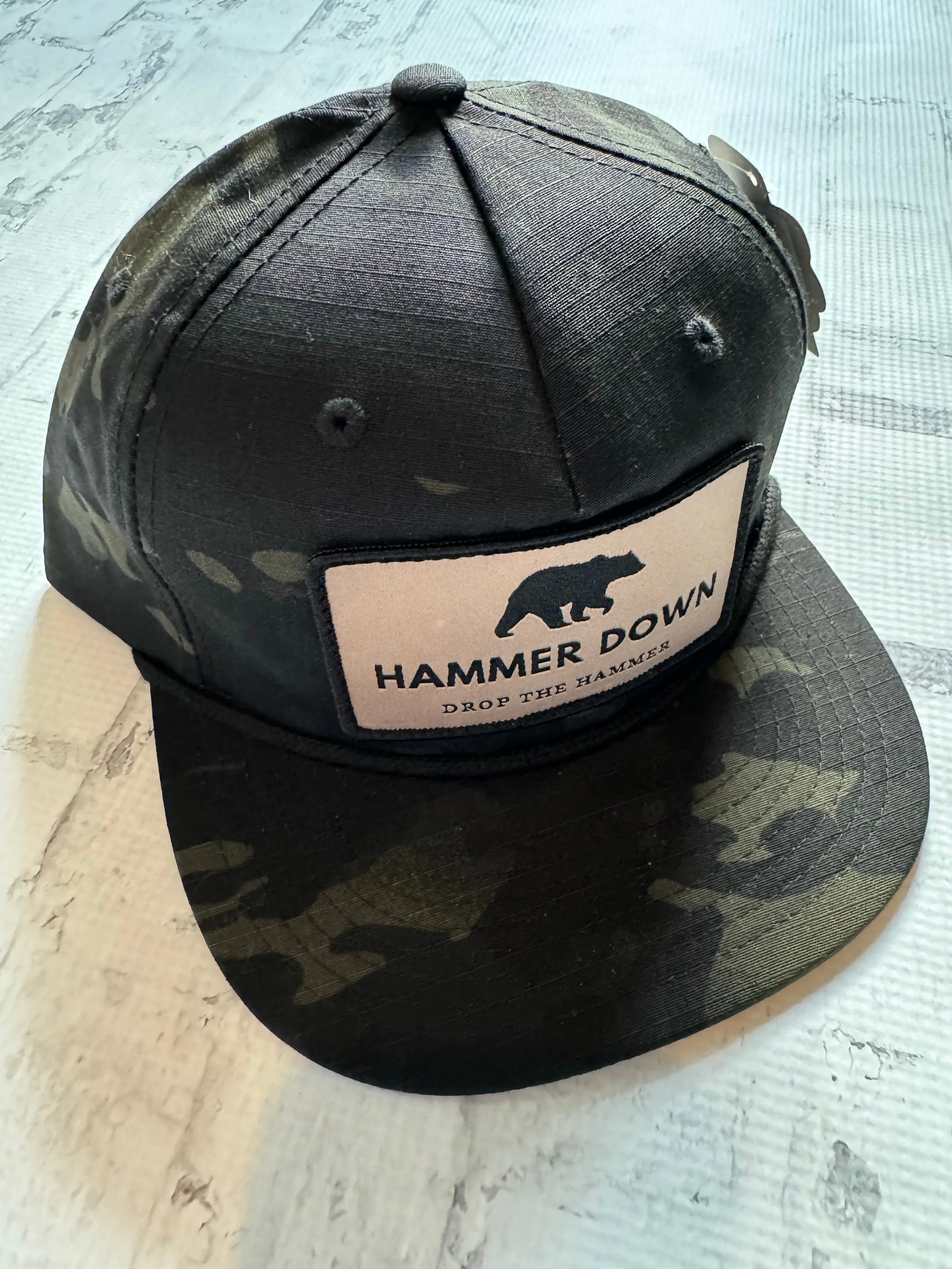 Hammer Down “Bear" Hat - Black Multicam with Black Rope