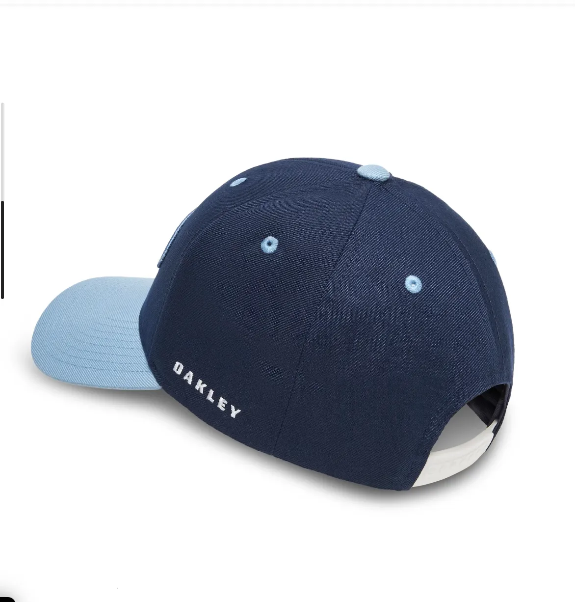 Oakley Alumni Cap