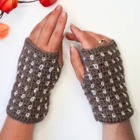 PATTERN: Fingerless Gloves in Block Stitch