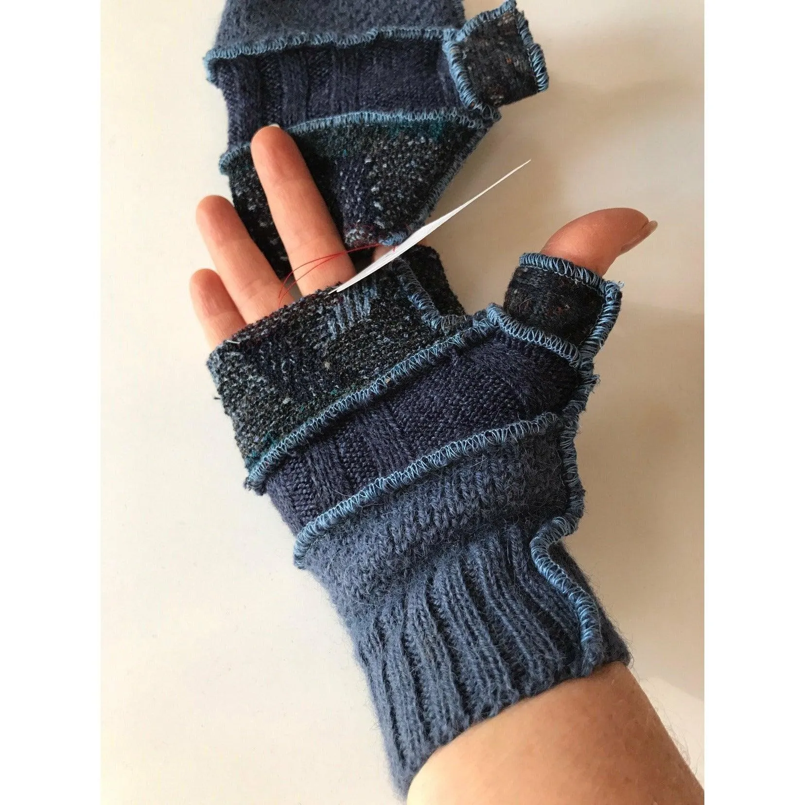 Recycled sweater texting fingerless gloves in blue shades with thumb guards