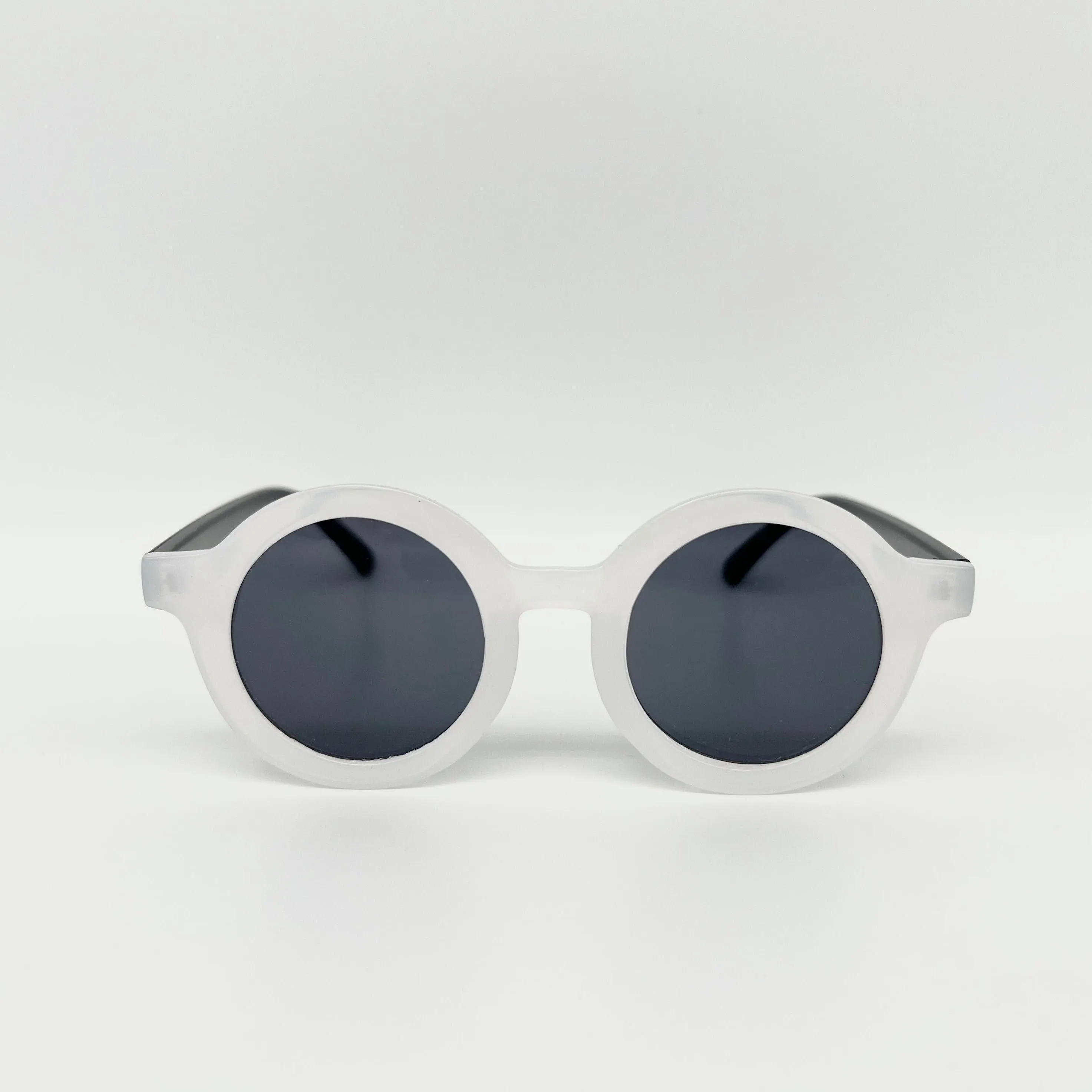 Round Retro Sunglasses - White Black (UV400)